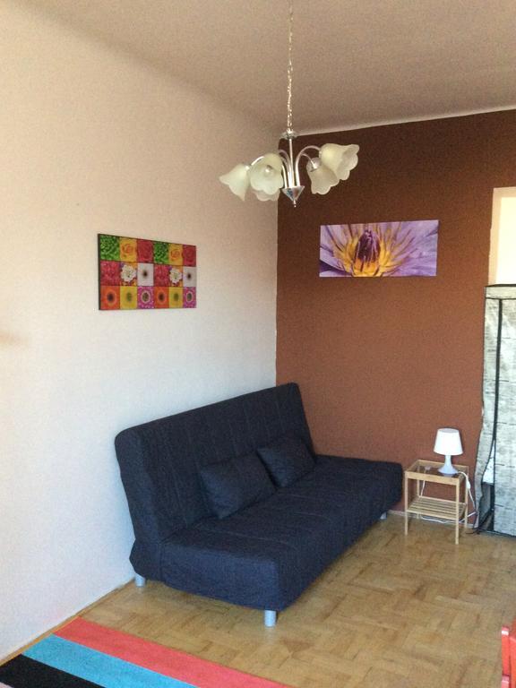Comedy Apartment Budapest Szoba fotó